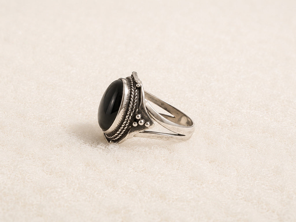 Black agate ring
