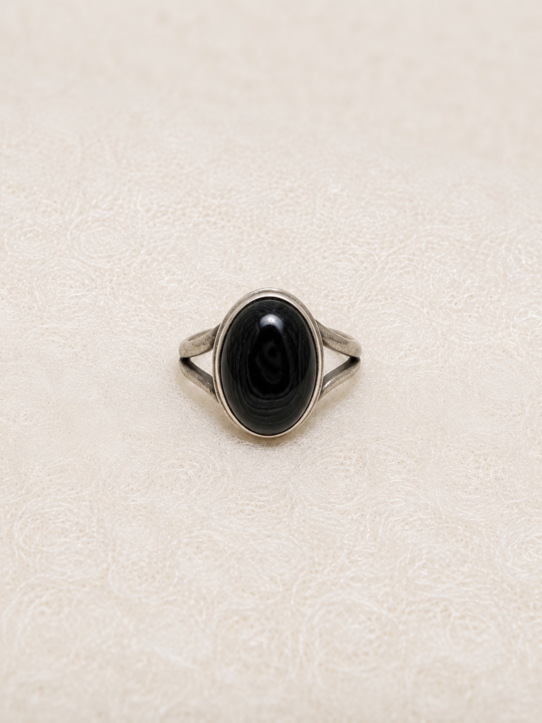 Black agate ring