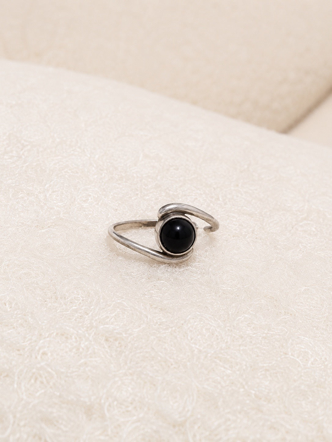 Black agate ring