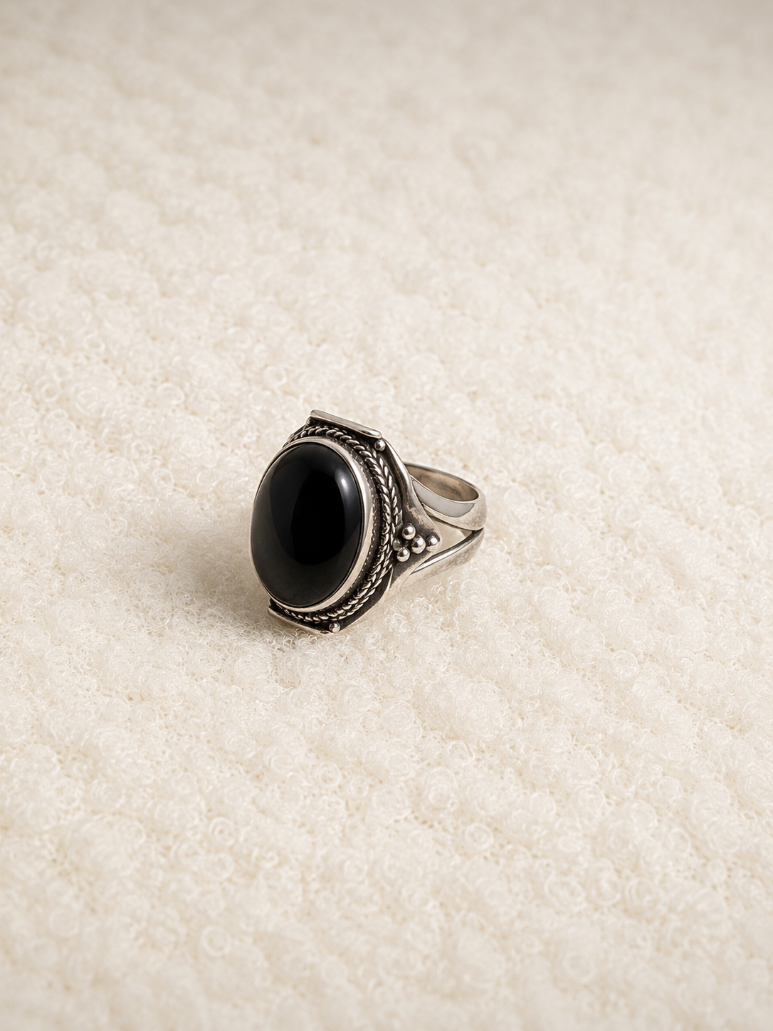 Black agate ring