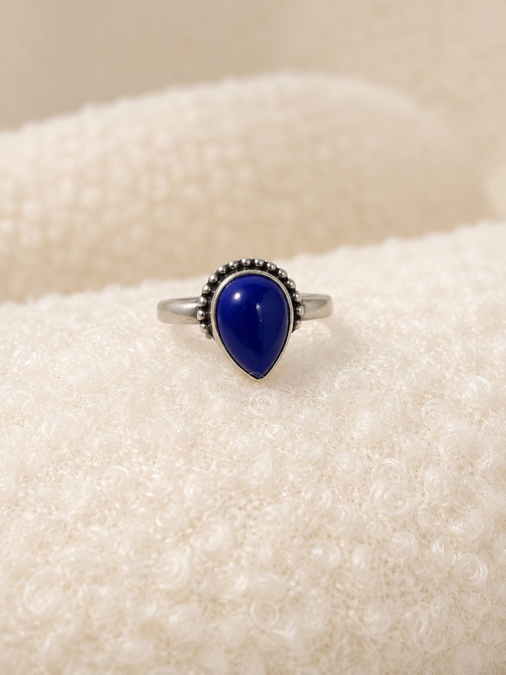 Lapiz pear ring