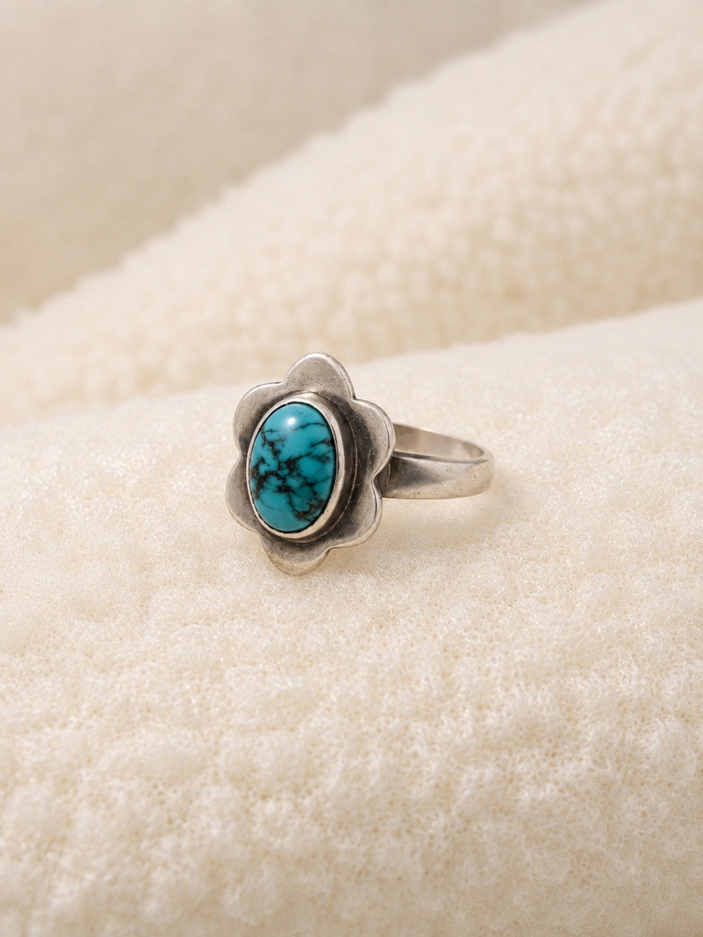 Flower turquoise ring