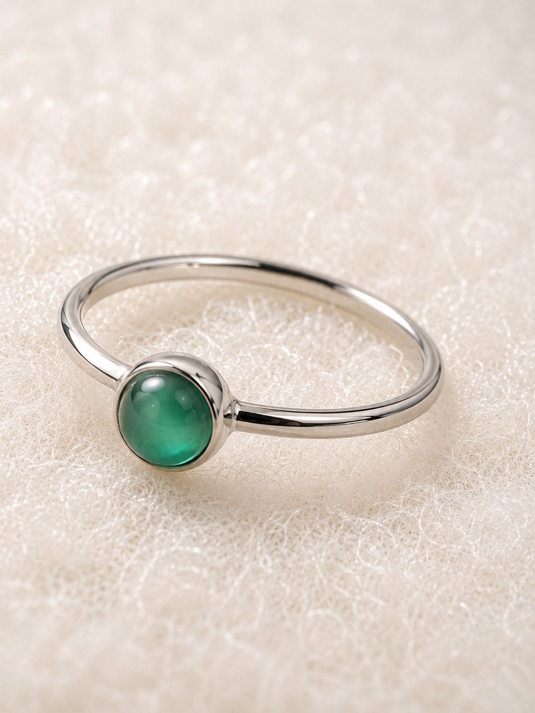 Green agate ring