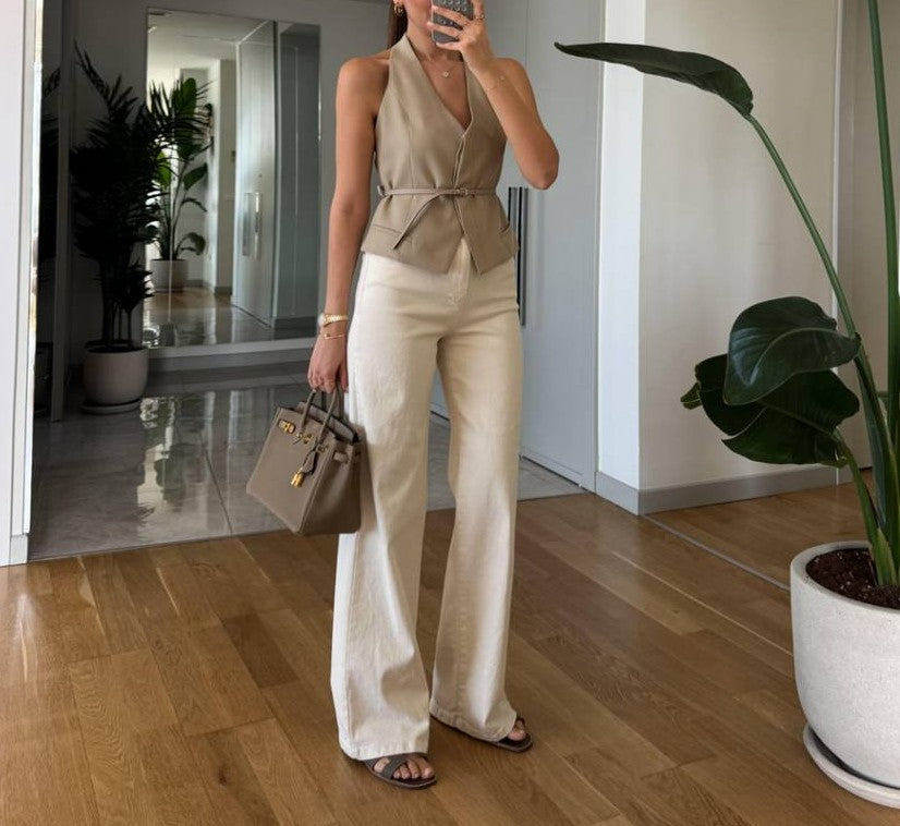 Beige Jeans